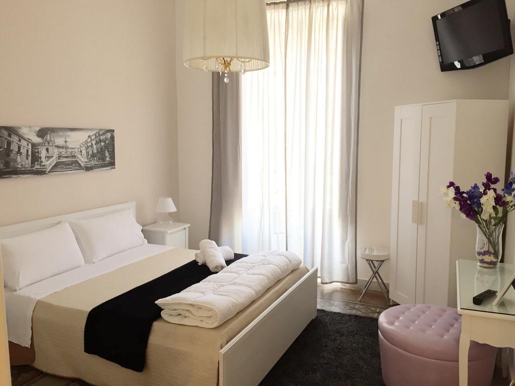 Bb Essenze Bed and Breakfast Palermo Exteriör bild