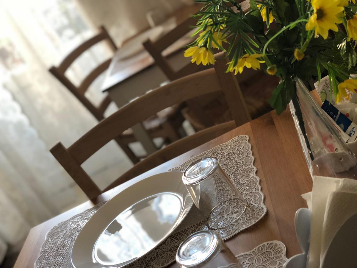 Bb Essenze Bed and Breakfast Palermo Exteriör bild